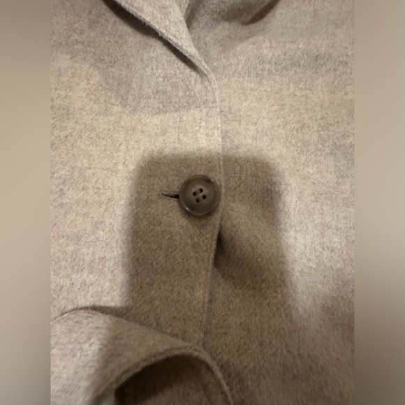 Uniqlo Wool Blend Coat - Picture 4 of 5